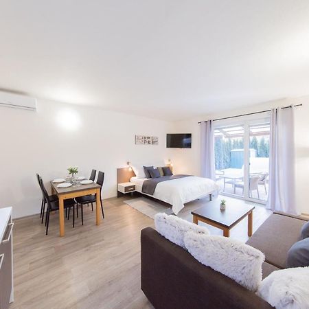 Apartmán Sophia 4 s terasou a bazénem Velké Losiny Exterior foto